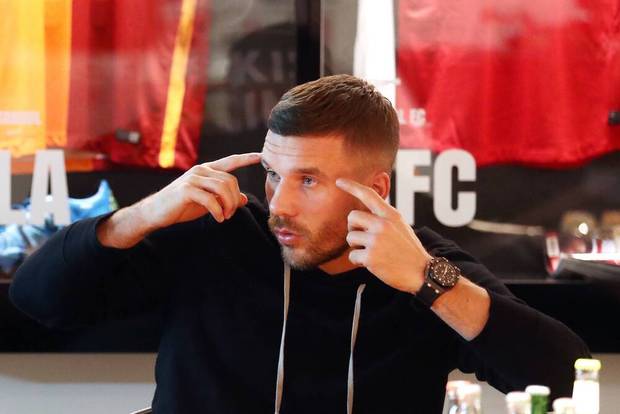 Podolski kritisiert DFB-Team scharf