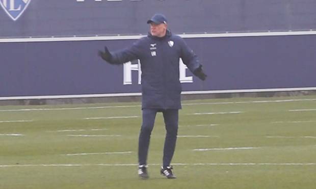 Krebs & 22 Vereine! Das bewegte Leben des Uwe Rösler