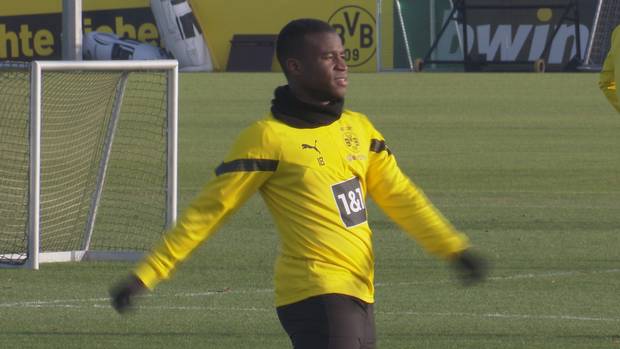 Was der BVB Moukoko geboten hat