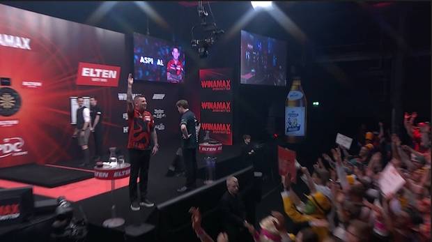 Diesen Walk-on-Song hatten die Darts-Fans nicht erwartet