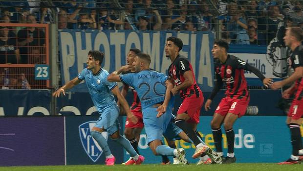 VAR? Trapp gibt Thomas Müller Recht