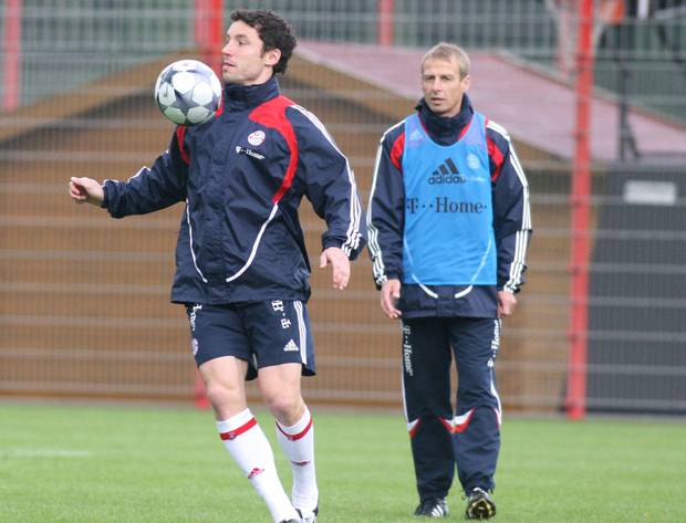 Van Bommel greift Klinsmann an