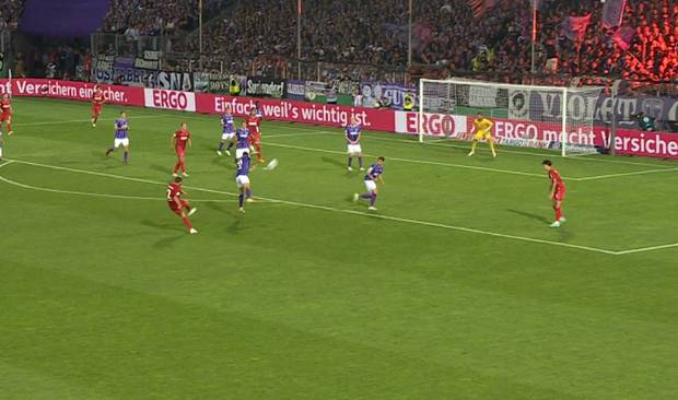 Köln-Profi in die 2.Liga