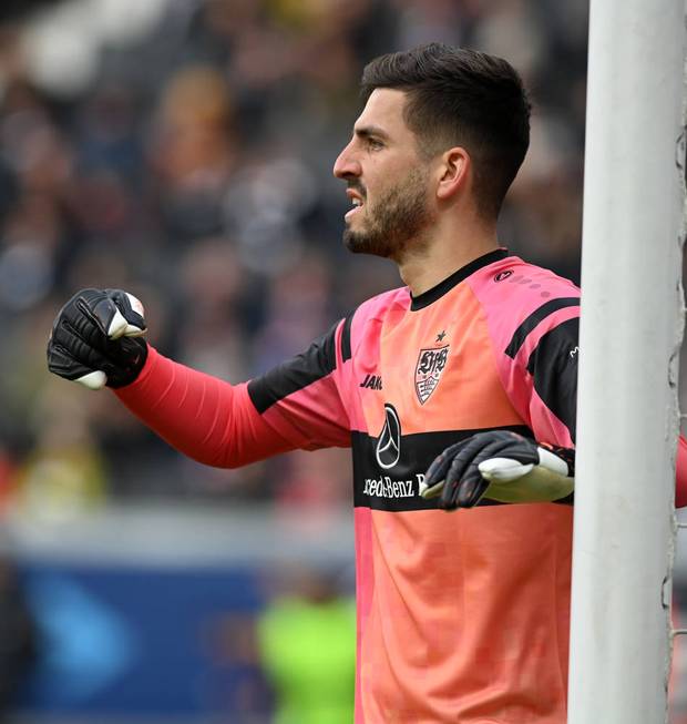VfB siegt nach VAR-Wirbel