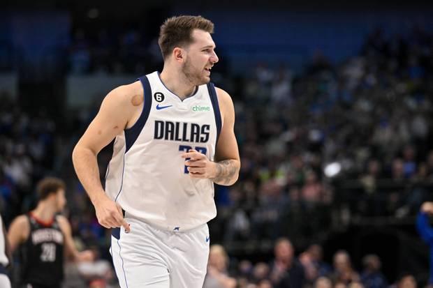 Doncic tut es schon wieder!