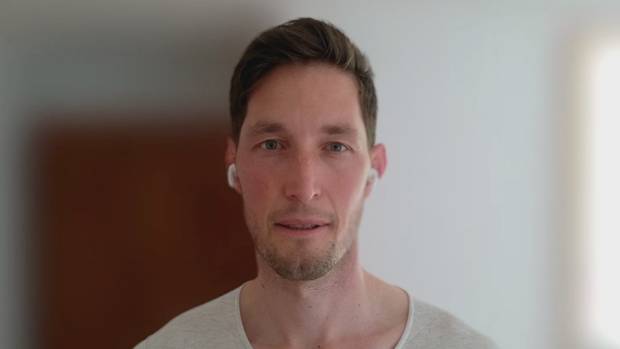 Svensson und Referee versöhnen sich