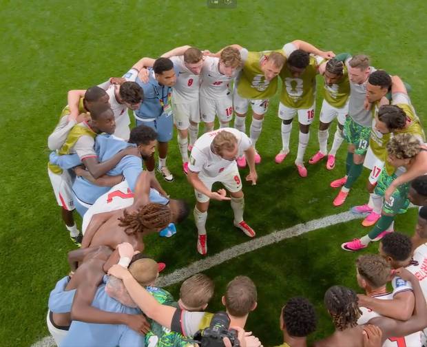 Gibt es in England schon "Statuen" für ihren "Messi"?