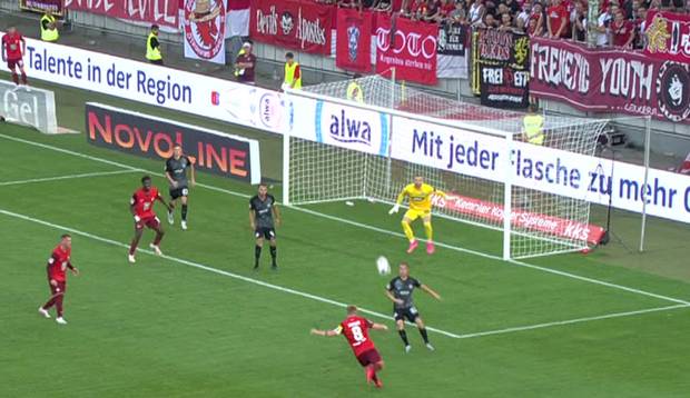 Historischer Sieg dank Bayern-Talent