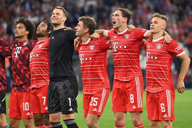 Bundesliga-Profis strafen Bayern ab