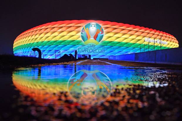 Warum kuscht die UEFA vor Orban?