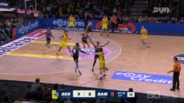 Alba feiert Comeback-Sieg
