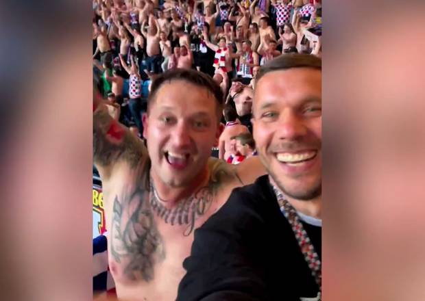 Eine Fußball-Nation steht Kopf