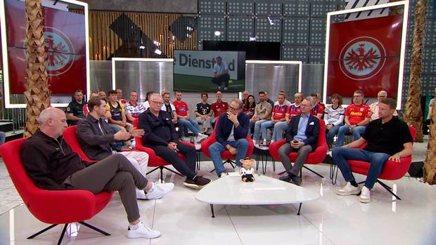 Doppelpass einig: Dieser Trainer fliegt bald