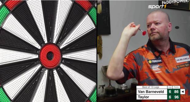 Barney ringt Taylor nieder - das kuriose Home-Duell im Video