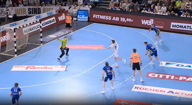 Wolff führt Kiel ins Viertelfinale