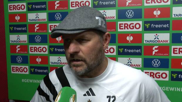 Freiburg hält HSV in Schach