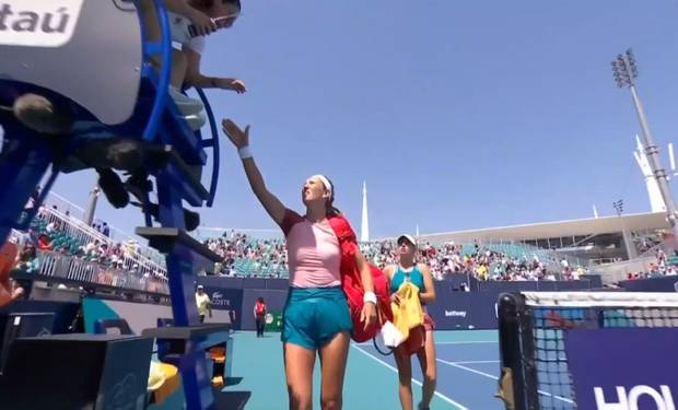 Was ist mit Azarenka los?