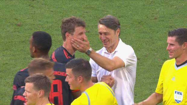 Irrer Schiri-Trick bei Bayern-Sieg