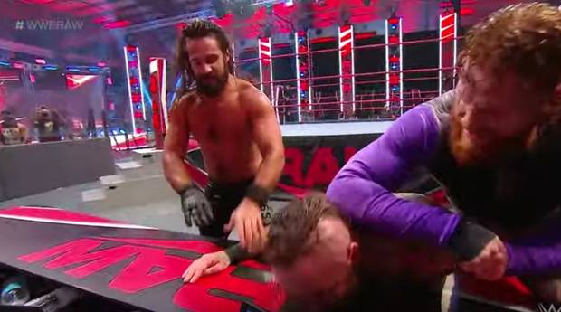 WWE: Rollins zerstört nächstes Opfer