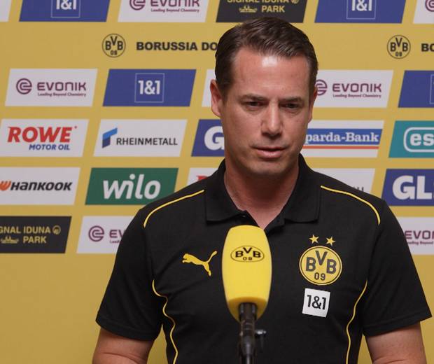 Wechsel? Lars Ricken erklärt die Situation um Youssoufa Moukoko? 