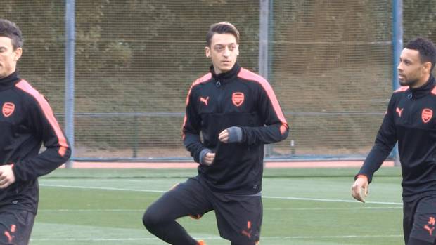 „Blödsinn“: Keane verteidigt Özil