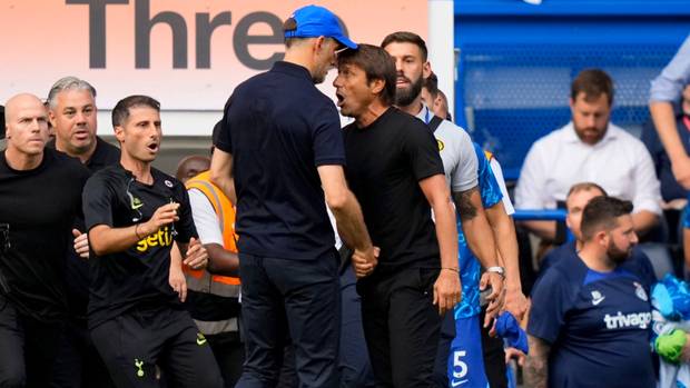 Conte muss operiert werden
