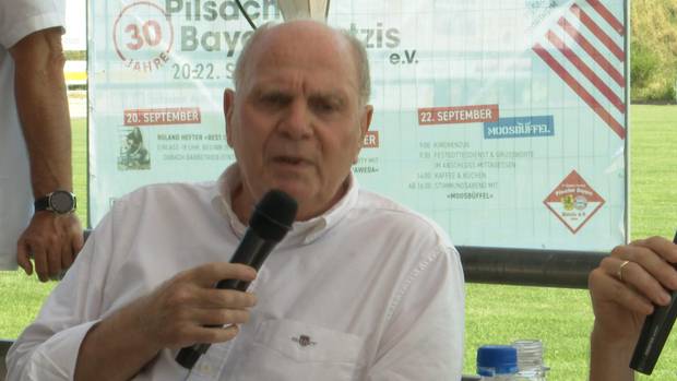 Goretzka? Hoeneẞ wird deutlich