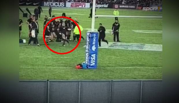 Rugby-WM: Australien wahrt Minichance