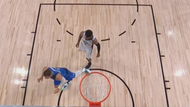 Absicht? Ärger nach Tritt gegen Doncic