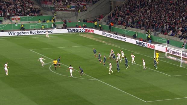 Als die Fans singen, kullern die Tränen