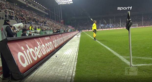 Der Bierbecher-Skandal von St. Pauli