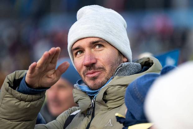 Kurioser Grund: Superstar zieht um