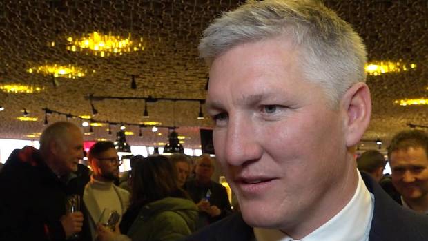 Schweinsteiger beerbt Beckenbauer