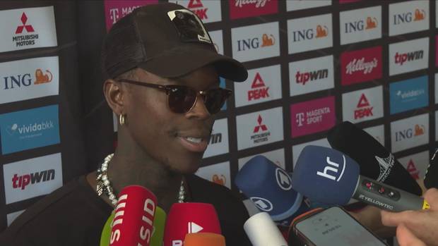 Besondere Ehre für MVP Schröder