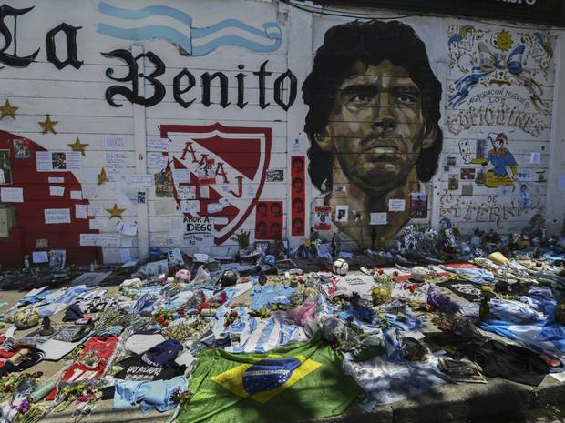 Staatsanwaltschaft prüft Maradonas Todesumstände