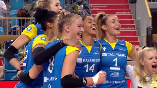 Schwerin feiert Sieg im Topspiel