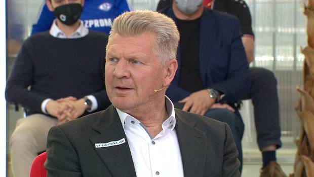 Macht es Hoeneß wie Beckenbauer?