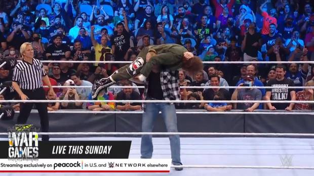 WWE-Star begründet neuen Deal