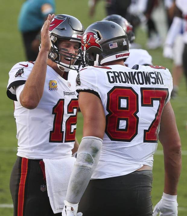 NFL-Ticker: Panthers geben QB ab
