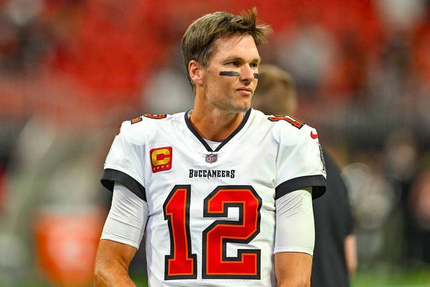 Brady reicht seine Papiere ein