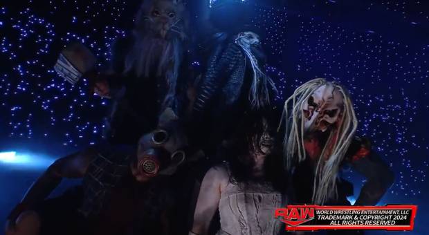 WWE-Horror: Das verstörende RAW-Finale im Video