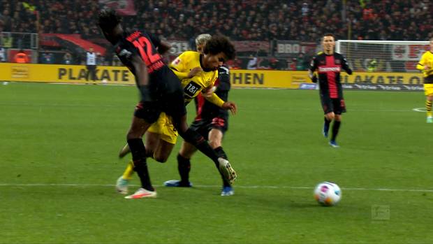 Super-Joker rettet Bayer im Topspiel