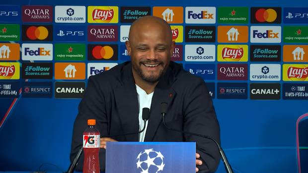 Mit dieser Nachfrage sorgt Kompany für einen Lacher