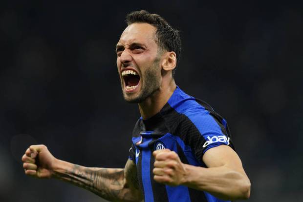 Calhanoglu: Details zu Bayern-Flirt