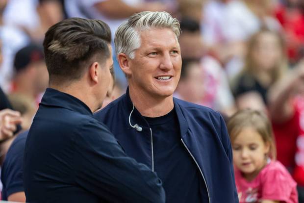 Schweinsteiger kritisiert Bayern
