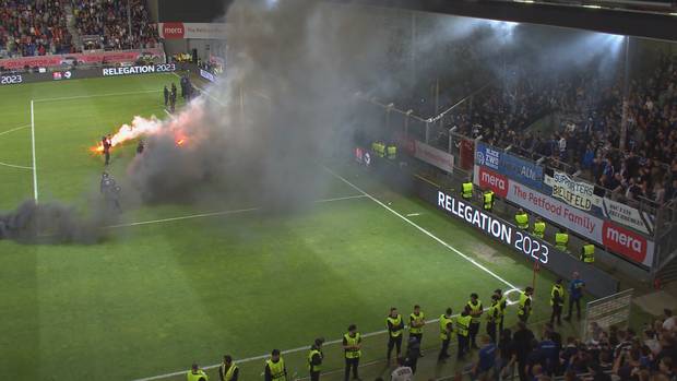 Spielabbruch! Fan-Eklat in Frankreich