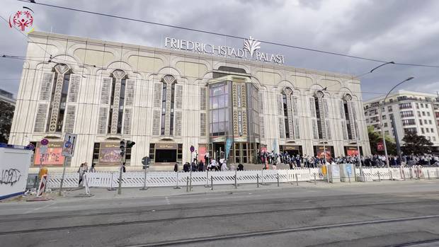 Deutsche Athleten und Athletinnen der Special Olympics World Games angekommen