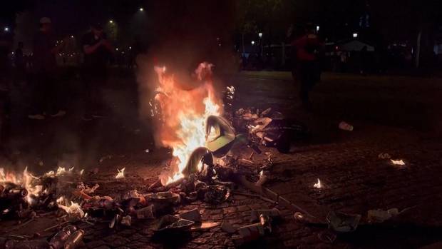 Erneut etliche Festnahmen in Paris