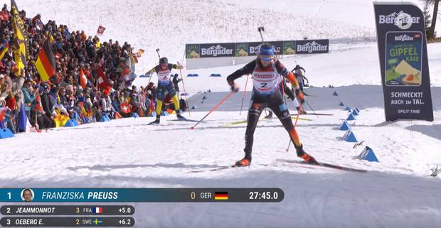 Deutsche Biathletin im Baby-Glück