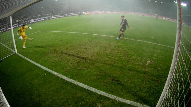 Drama! Hertha jubelt, HSV weint